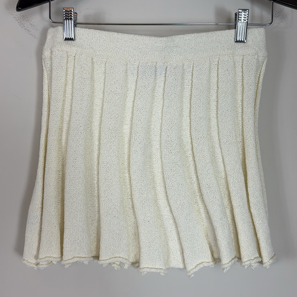 FP Beach Chunky Knit‎ Pleated Skirt Cream Size Medium